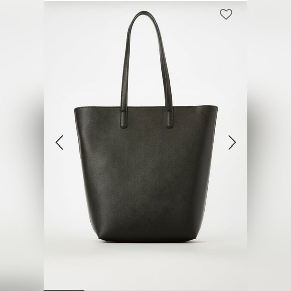 Just Fab tall zip tote - Picture 2 of 4